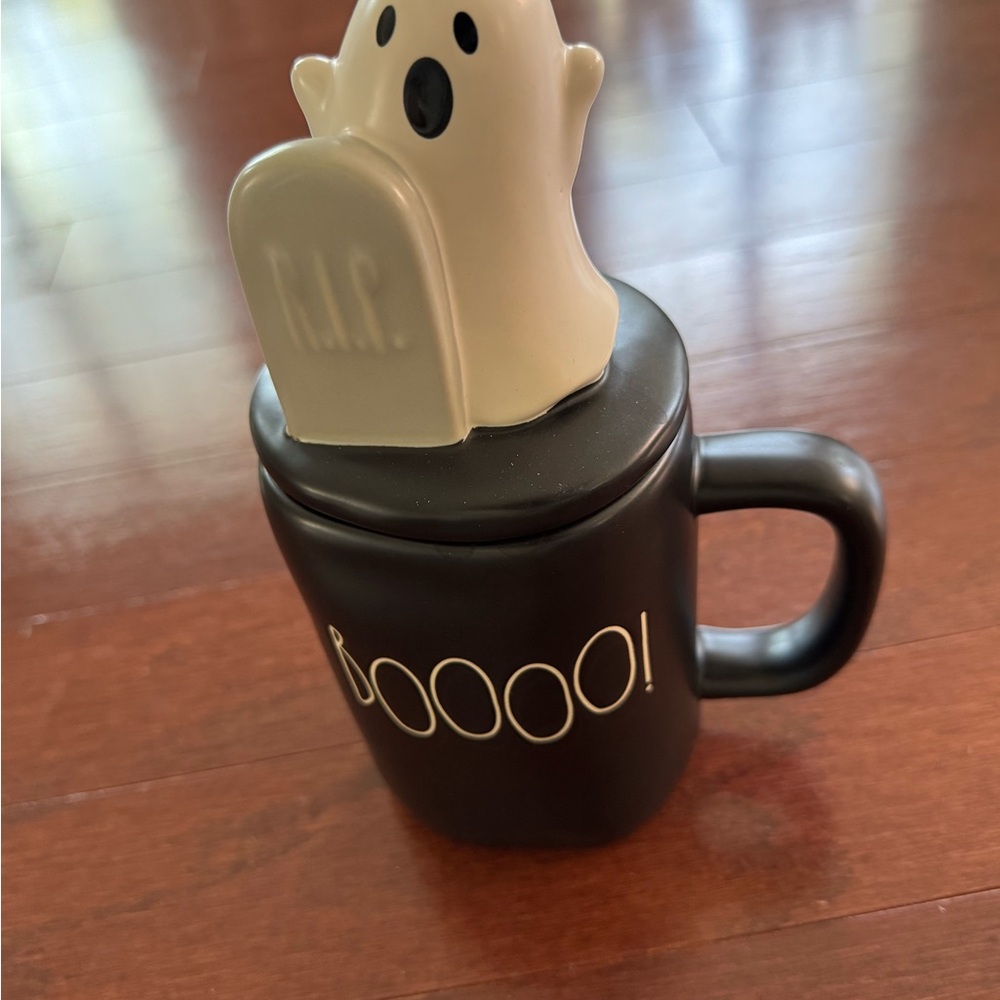 Rae Dunn Black 'Boooo!' Mug with Ghost Topper